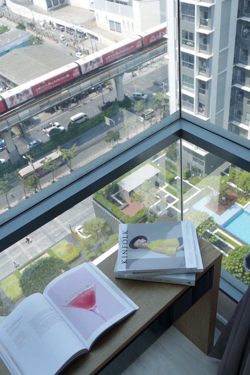 ขาย/ให้เช่า ไอดีโอ โมบิ สุขุมวิท ตึก B ห้องมุม 2 นอน 1 น้ำ ราคาถูก