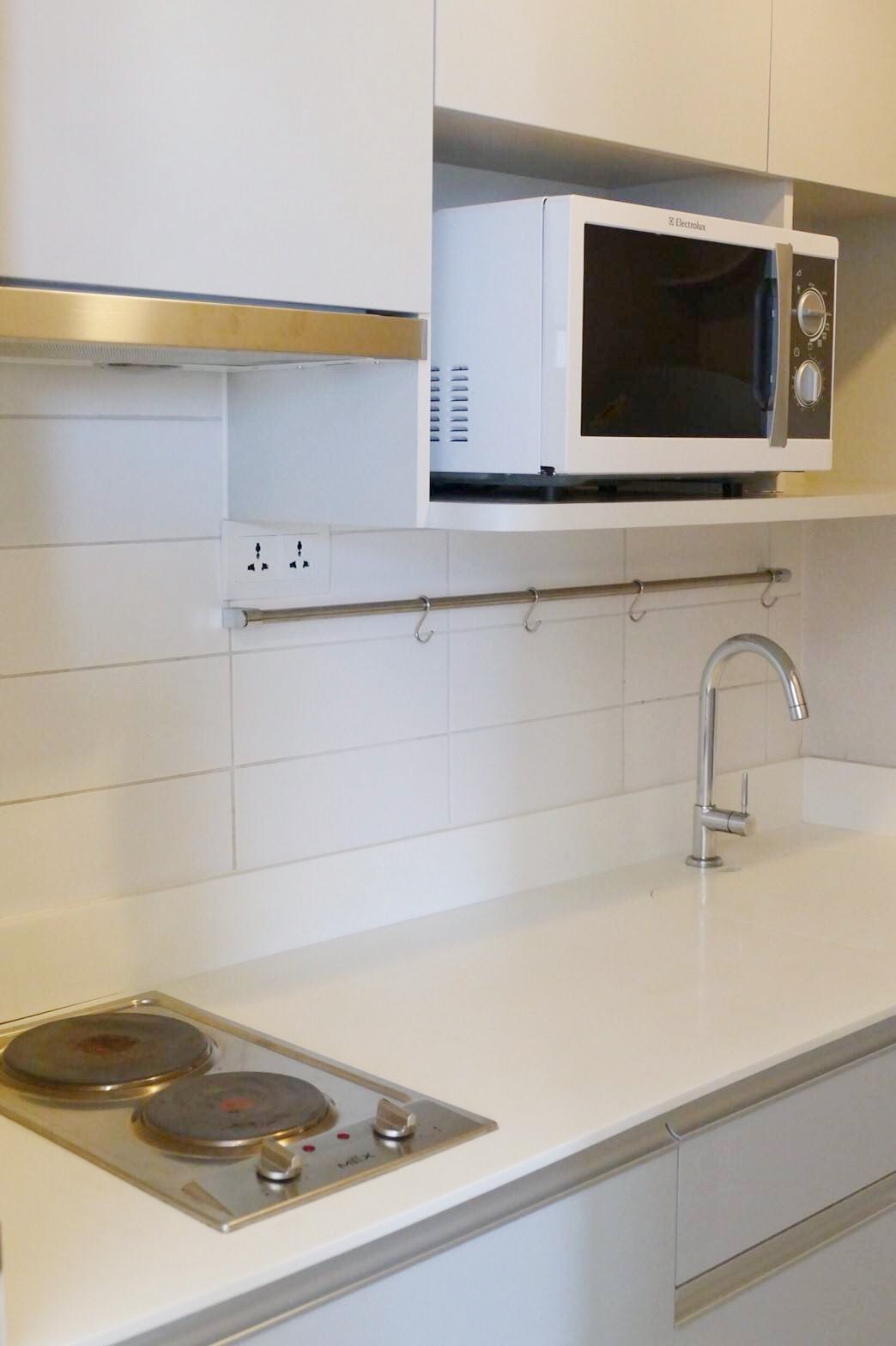 ขาย/ให้เช่า ไอดีโอ โมบิ สุขุมวิท ตึก B ห้องมุม 2 นอน 1 น้ำ ราคาถูก