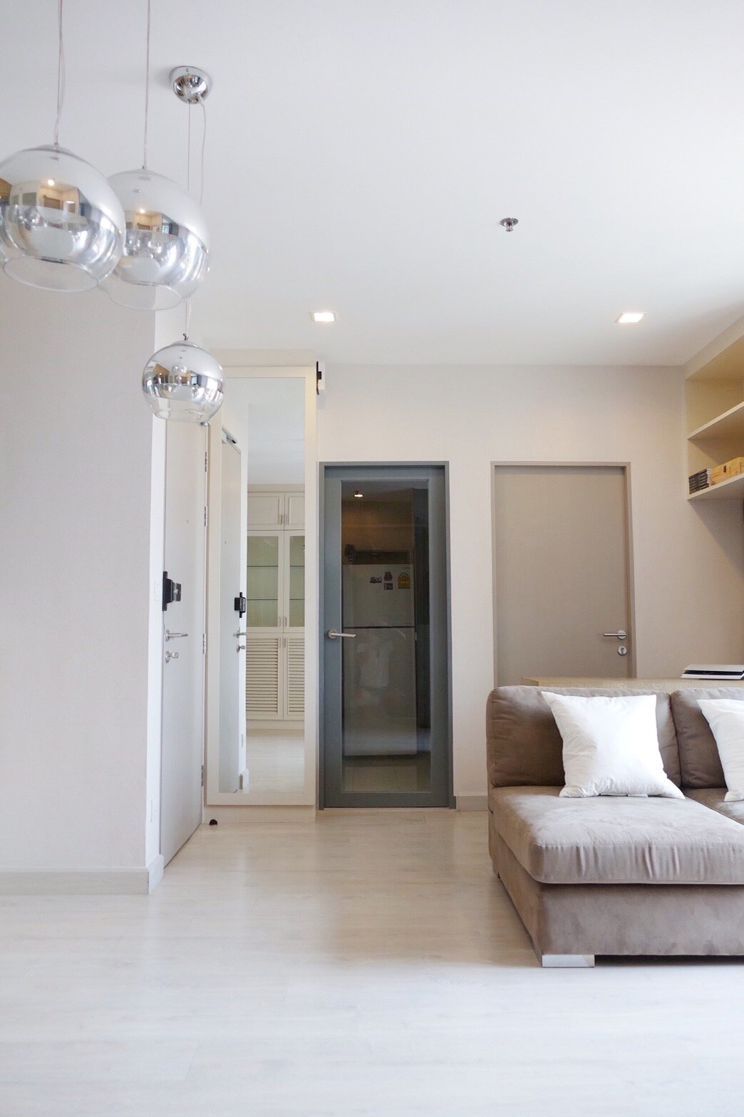 Cheap condo for sale/rent, bangkok Sukhumvit Attach bts Onnut corner 2 Bed 1 Bath