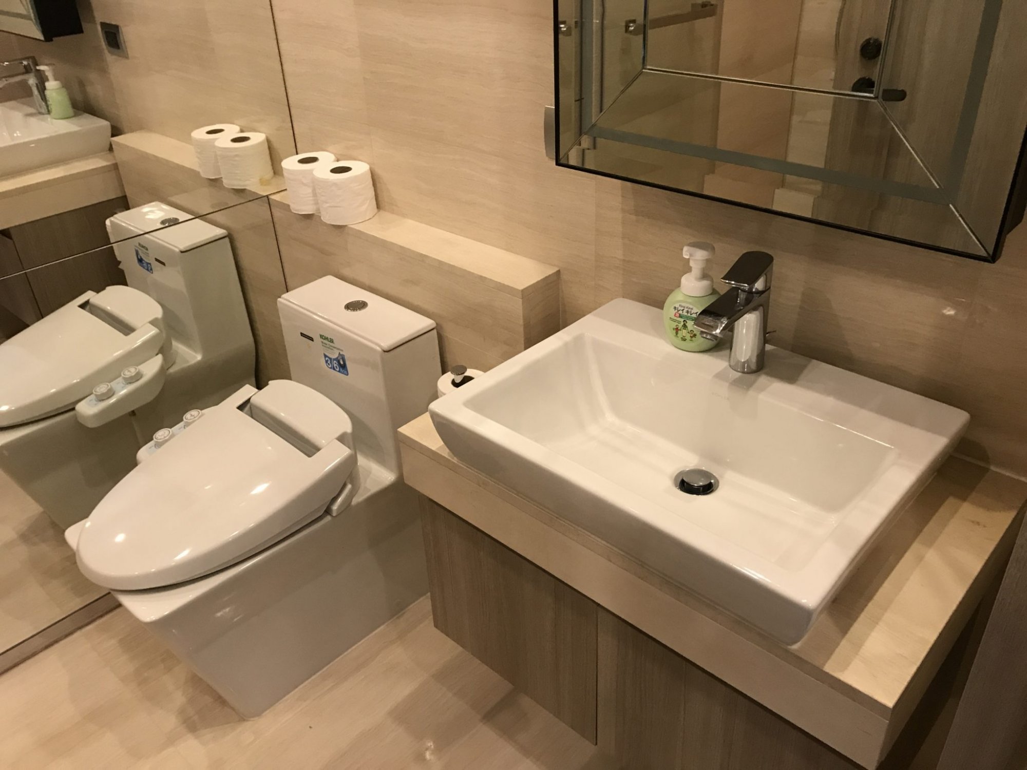 ปล่อยเช่า! The XXXIX by Sansiri ในราคาเพียง 85,000บาท/เดือน 2 ห้องนอน 2 ห้องน้ำ 77ตรม. ห้องใหญ่อยู่สบาย ใกล้ BTS พร้อมพงษ์ เฟอร์นิเจอร์ครบพร้อมเข้าอยู่ PROP000671