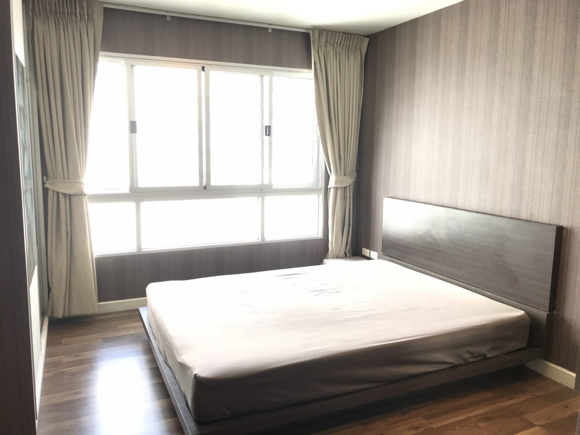 ปล่อยเช่า The Room Suhkumvit 79 ในราคาเพียง 15,000บาท/เดือน 1 ห้องนอน 1 ห้องน้ำ 45ตรม. ใกล้ BTS อ่อนนุช เฟอร์นิเจอร์ครบพร้อมเข้าอยู่