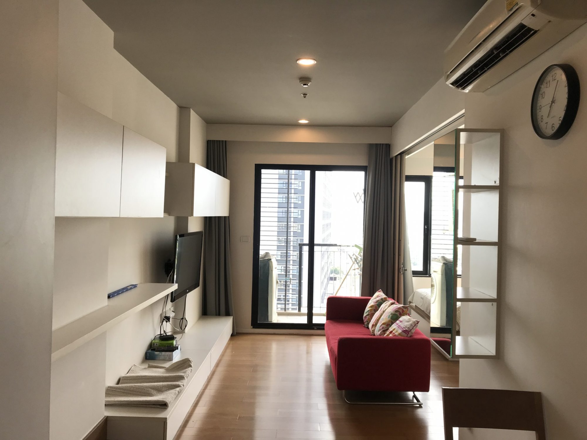 ปล่อยเช่า! Blocs Sukhumvit 77 ในราคาเพียง 15,000บาท/เดือน 1 ห้องนอน 1 ห้องน้ำ 45ตรม. ใกล้ BTS อ่อนนุช เฟอร์นิเจอร์ครบพร้อมเข้าอยู่ PROP000675