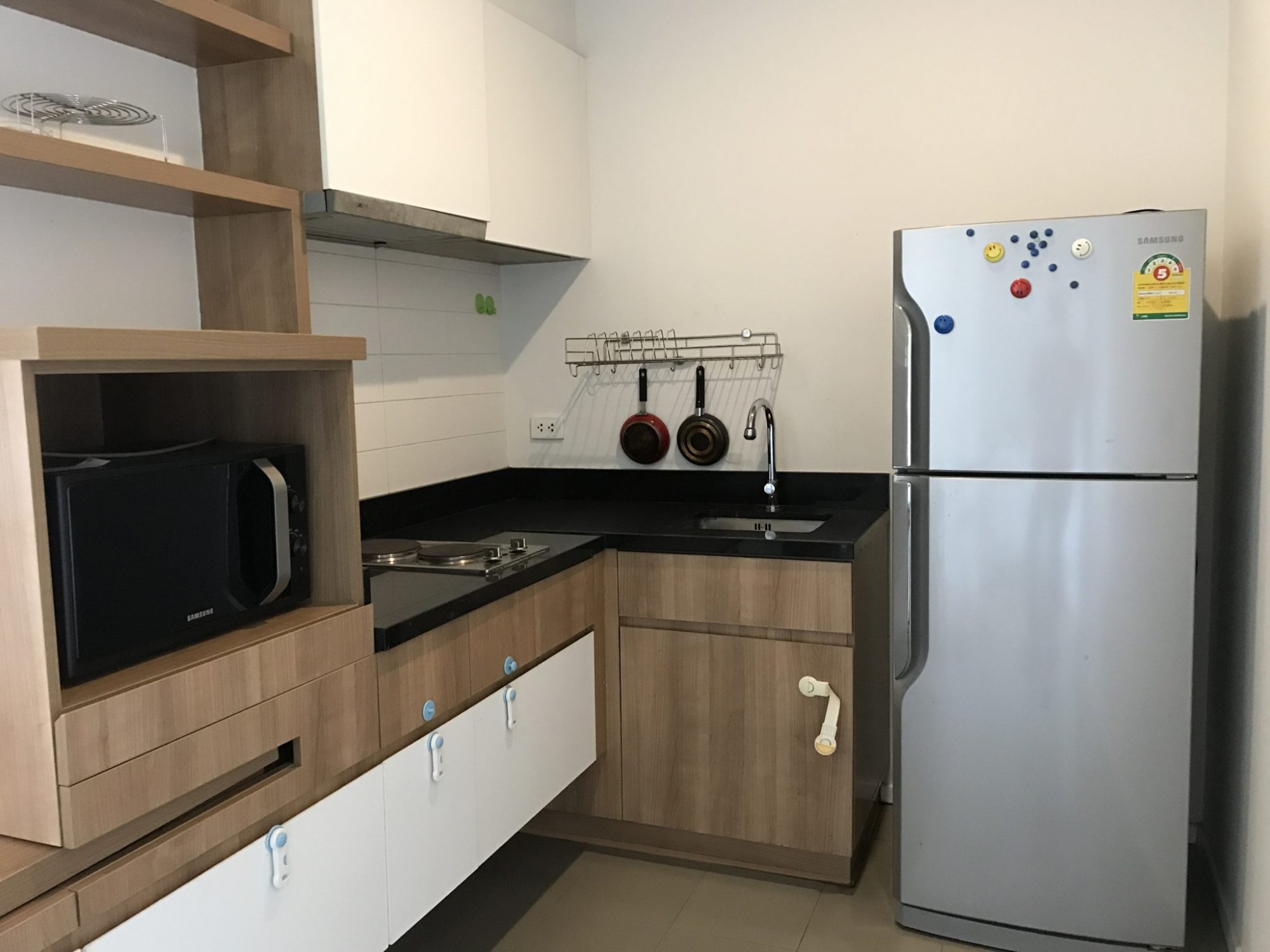 ปล่อยเช่า! Blocs Sukhumvit 77 ในราคาเพียง 15,000บาท/เดือน 1 ห้องนอน 1 ห้องน้ำ 45ตรม. ใกล้ BTS อ่อนนุช เฟอร์นิเจอร์ครบพร้อมเข้าอยู่ PROP000675