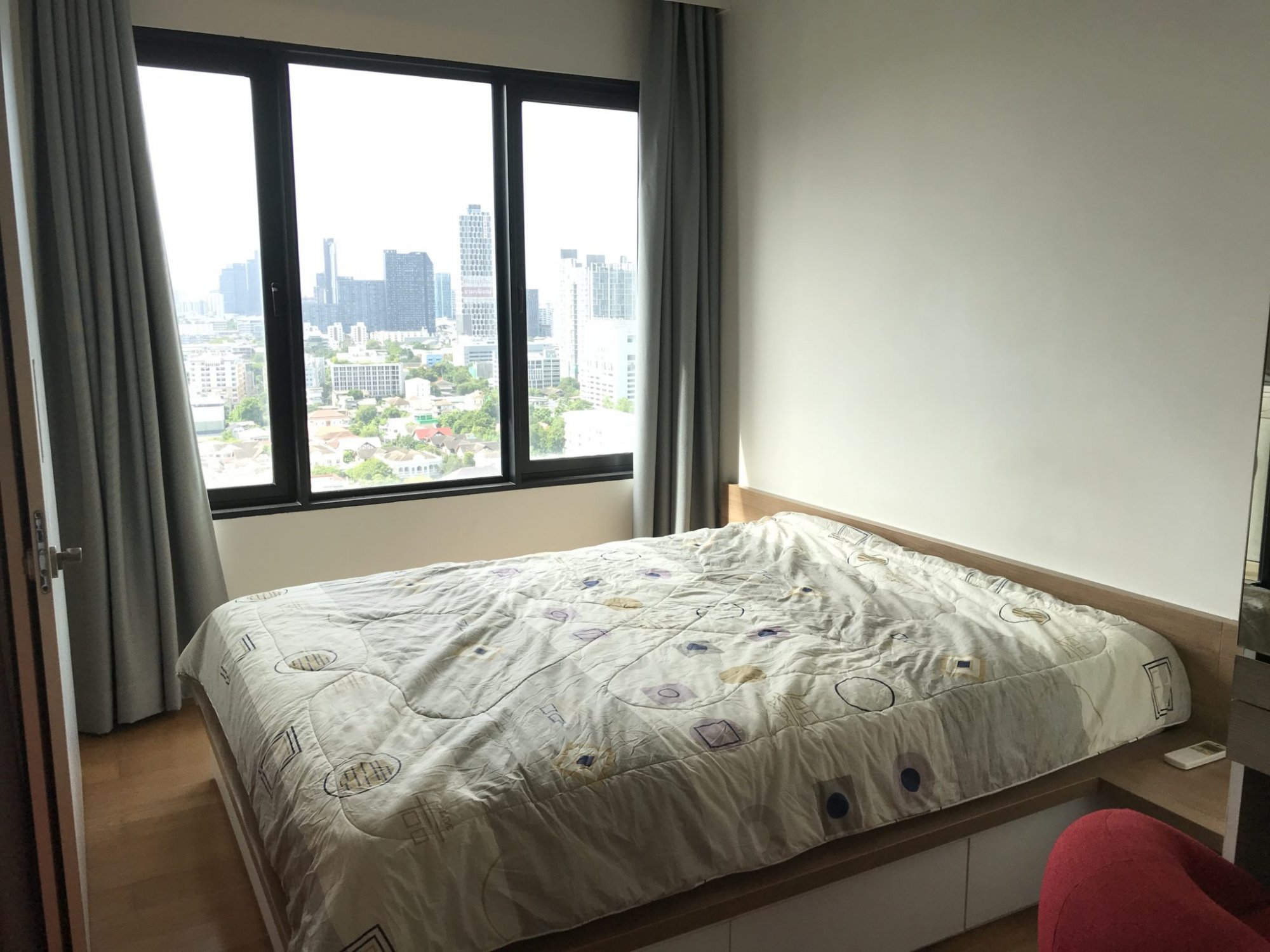ปล่อยเช่า! Blocs Sukhumvit 77 ในราคาเพียง 15,000บาท/เดือน 1 ห้องนอน 1 ห้องน้ำ 45ตรม. ใกล้ BTS อ่อนนุช เฟอร์นิเจอร์ครบพร้อมเข้าอยู่ PROP000675