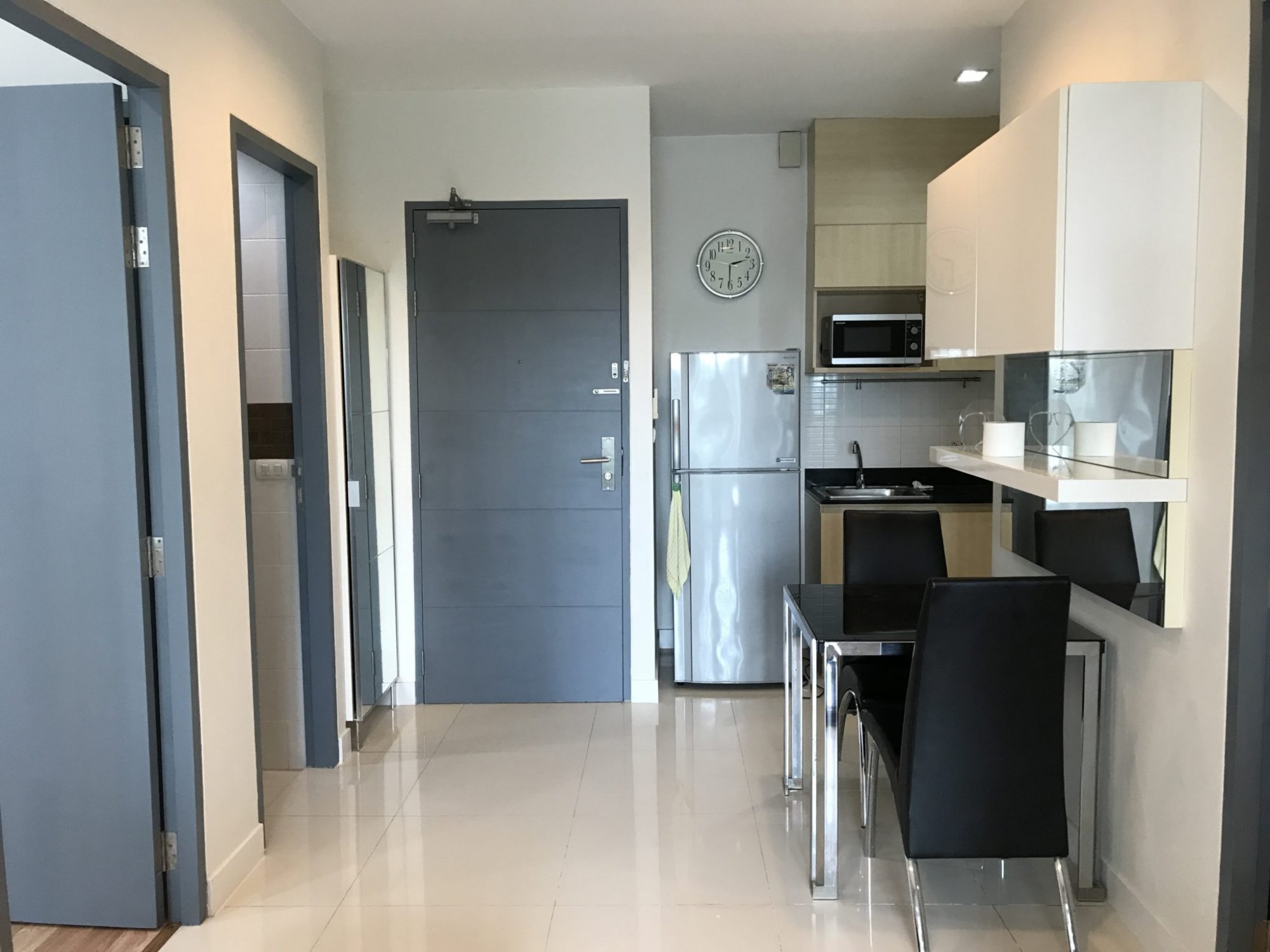 ปล่อยเช่า Ideo Verve ในราคาเพียง 25,000บาท/เดือน 2 ห้องนอน 2 ห้องน้ำ 57ตรม. ใกล้ BTS อ่อนนุช เฟอร์นิเจอร์ครบพร้อมเข้าอยู่ (ราคาต่อรองได้) PROP000678