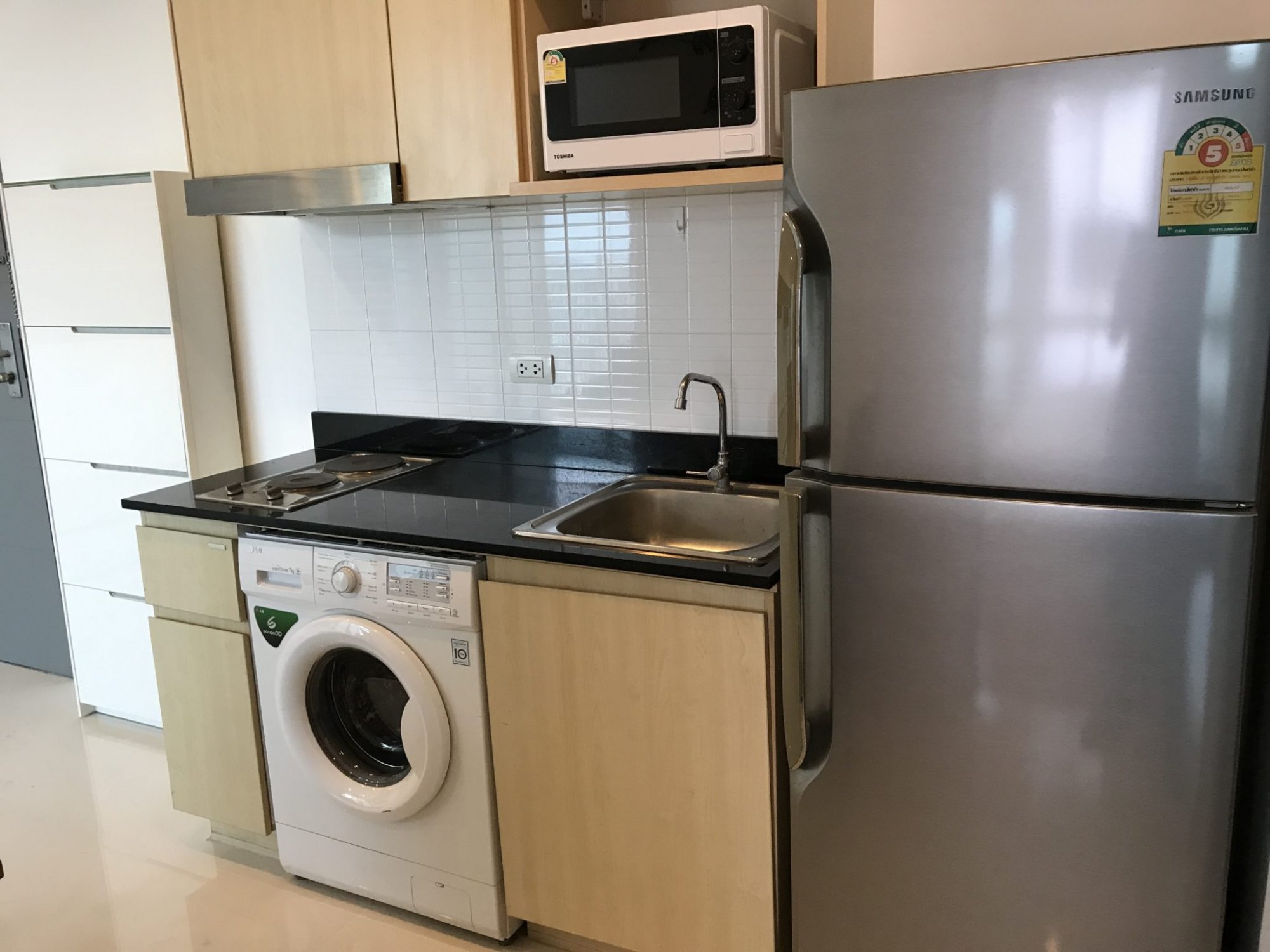 ปล่อยเช่า Ideo Verve ในราคาเพียง 20,000บาท/เดือน 2 ห้องนอน 1 ห้องน้ำ 45ตรม. ใกล้ BTS อ่อนนุช เฟอร์นิเจอร์ครบพร้อมเข้าอยู่ PROP000679