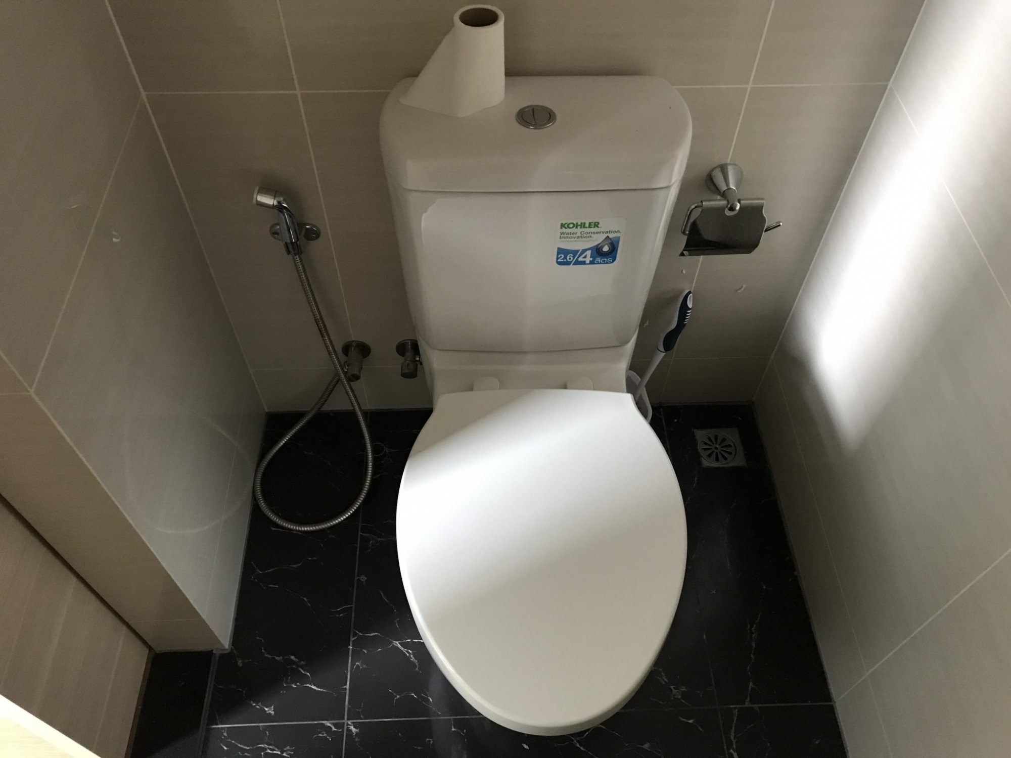 1 nice extra  bed room for rent at park 24