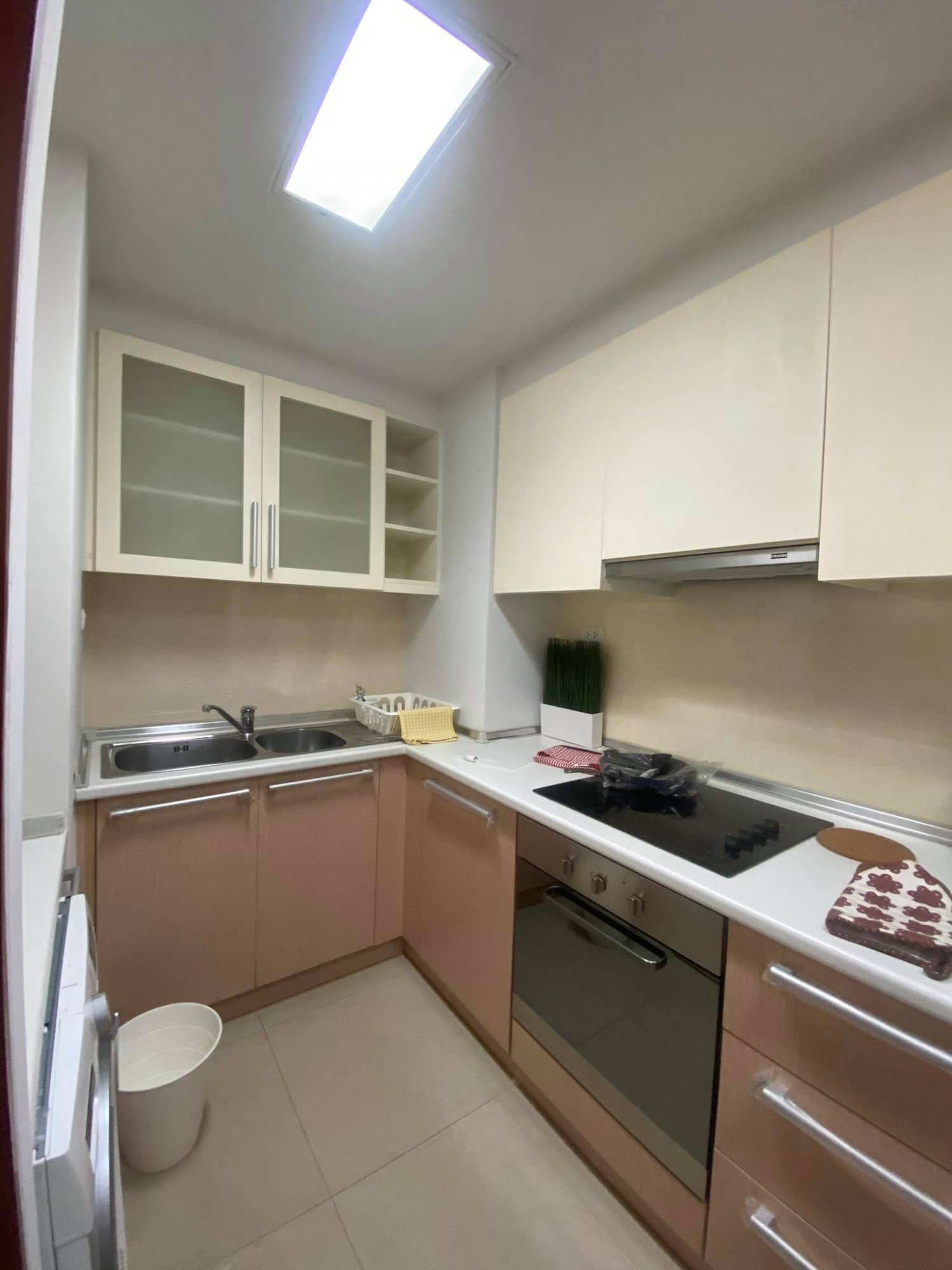 ขาย/ให้เช่าคอนโดเรสซิเด้นท์52 พื้นที่ 87 ตร.ม แบบ 3 นอน 3 น้ำ ใกล้ BTS อ่อนนุช