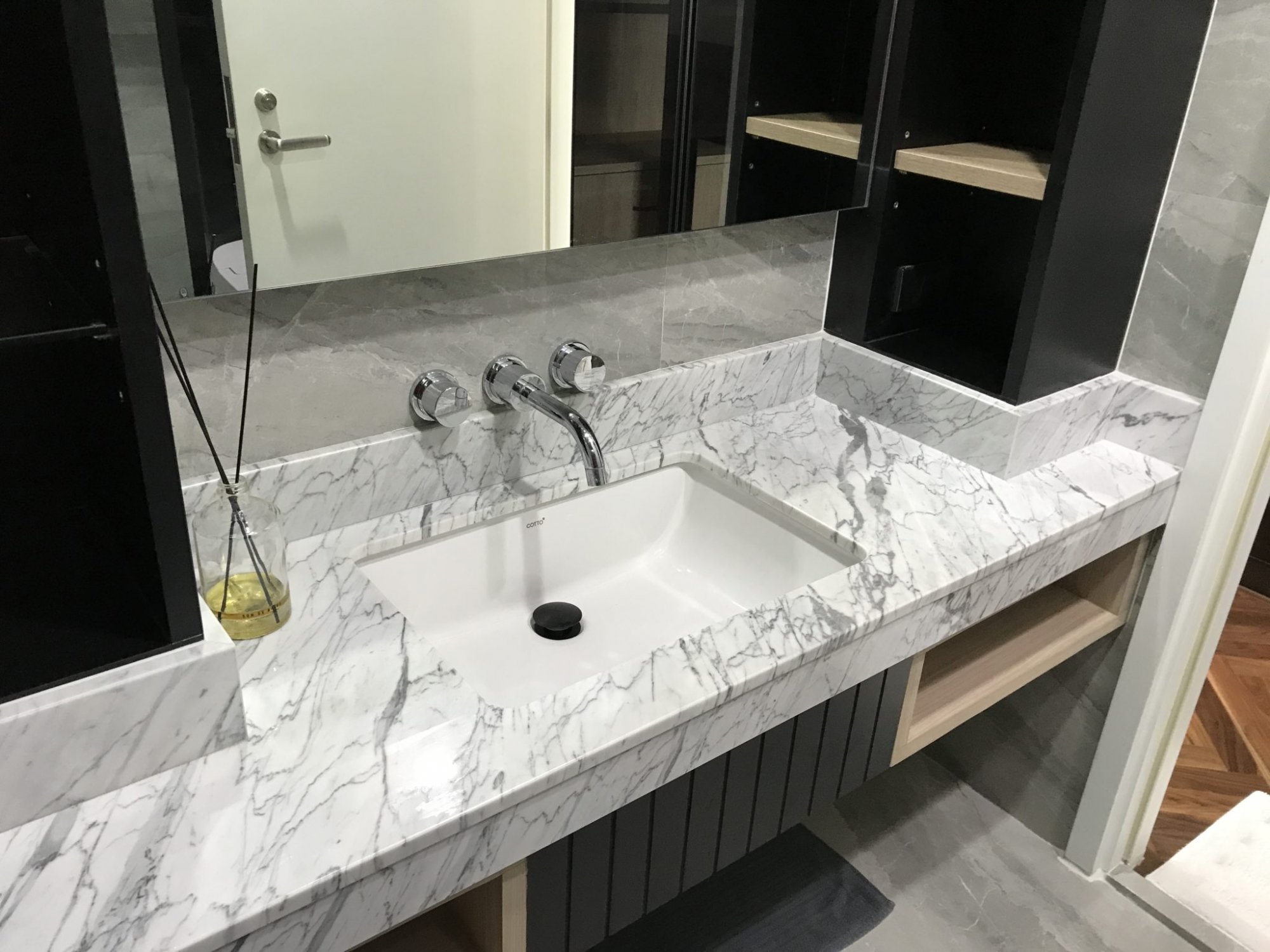 สิริ แอท สุขุมวิท 1 ห้องนอน ทิศเหนือ วิวทองหล่อ PROP000698