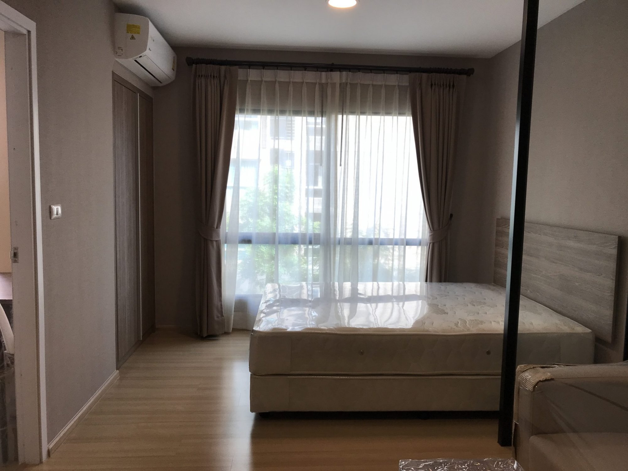 For sale at Lesto Sukhumvit 113 2.08 - 2.23M Type 1 Bedroom Size 26.62Sq.m PROP000704