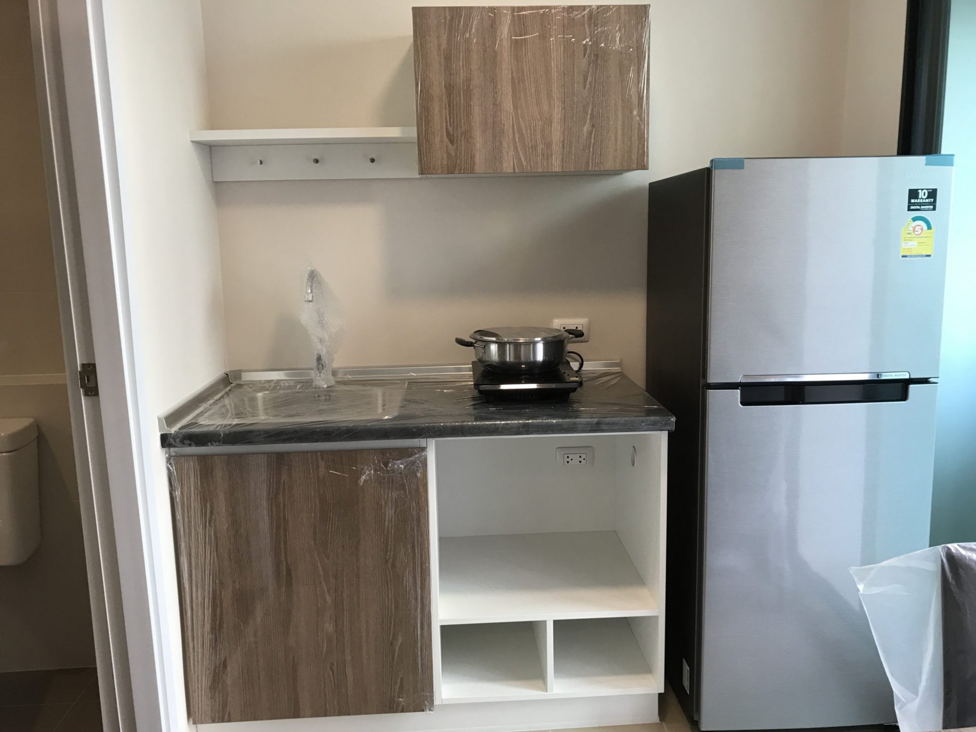 For sale at Lesto Sukhumvit 113 2.08 - 2.23M Type 1 Bedroom Size 26.62Sq.m PROP000704