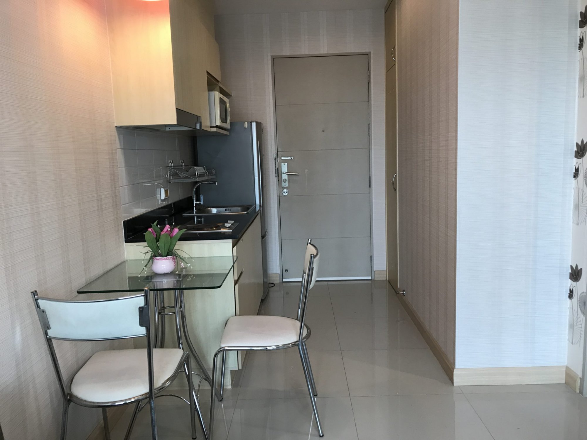 ให้เช่า! Ideo ratchada-huaykwang 1 ห้องนอน 30 ตรม. ใกล้ MRT ห้วยขวาง เพียง 14,000บาท/เดือน เฟอร์นิเจอร์ครบพร้อมเข้าอยู่