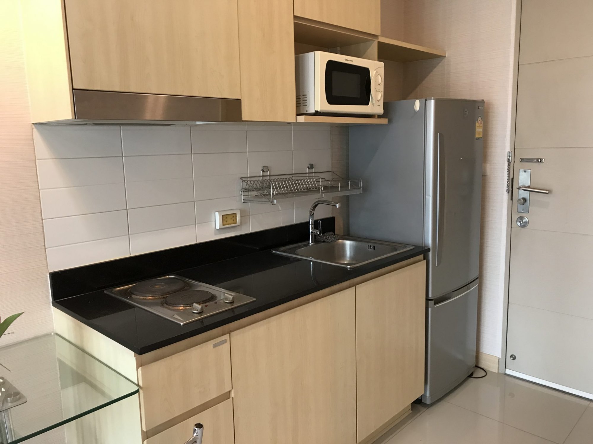 ให้เช่า! Ideo ratchada-huaykwang 1 ห้องนอน 30 ตรม. ใกล้ MRT ห้วยขวาง เพียง 14,000บาท/เดือน เฟอร์นิเจอร์ครบพร้อมเข้าอยู่