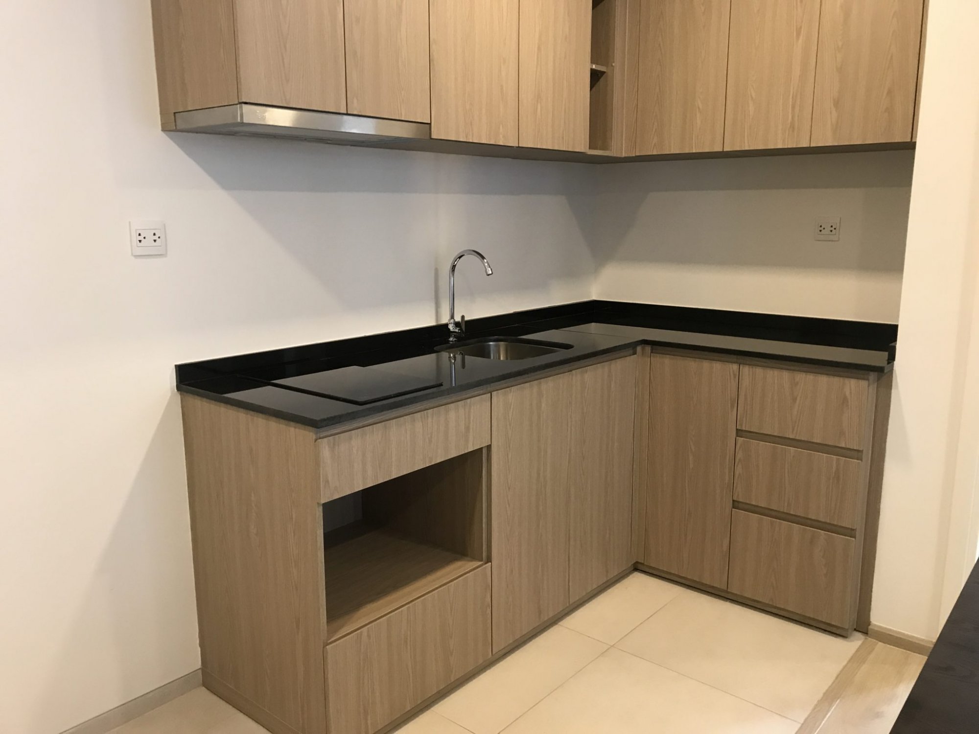 For sale at Chambers Onnut Station 1 Bedroom 1 Bathroom 4,980,000THB Fully furnished