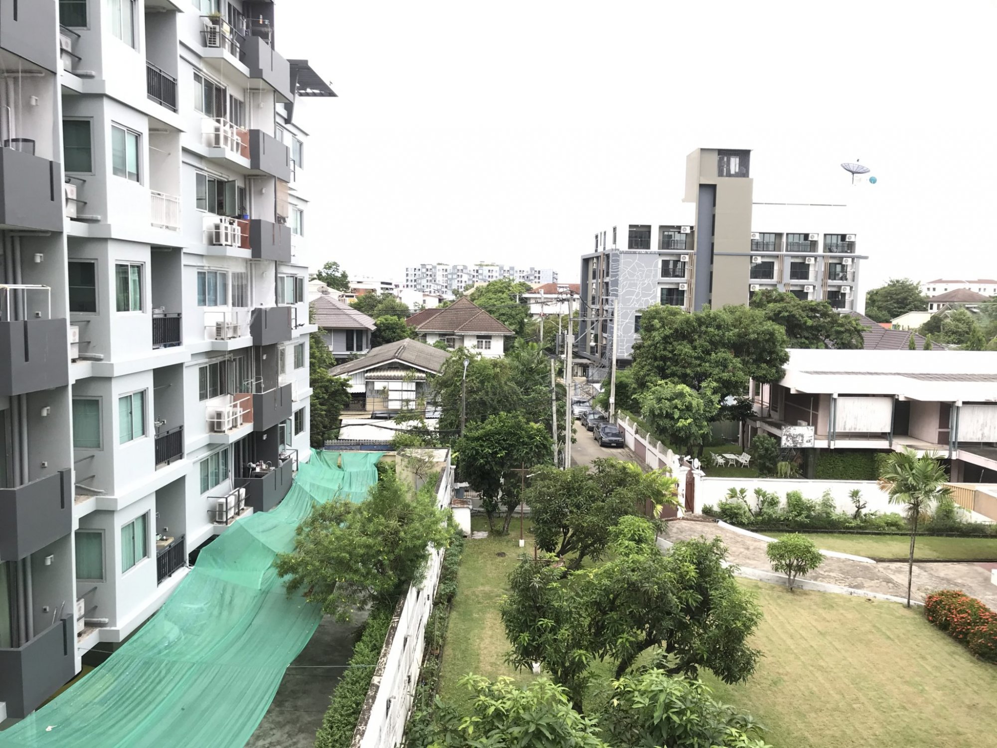 For sale at Chambers Onnut Station 1 Bedroom 1 Bathroom 5,020,000THB Fully furnished