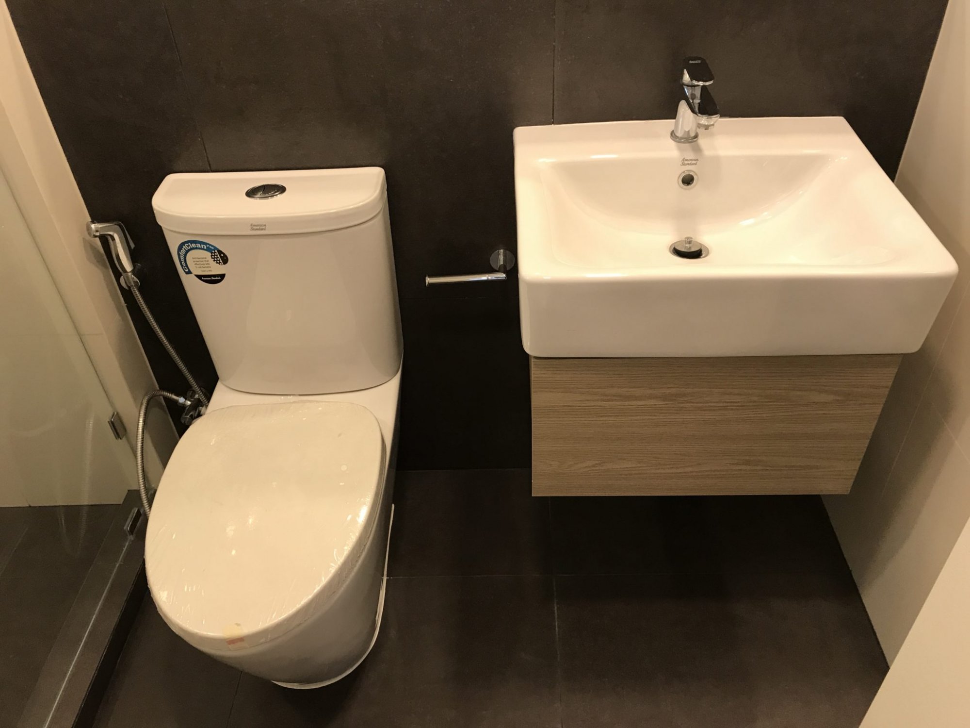 For sale at Chambers Onnut Station 1 Bedroom 1 Bathroom 5,020,000THB Fully furnished