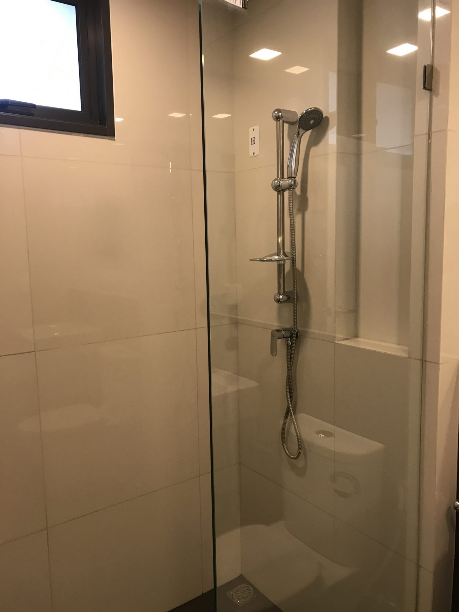 ขายด่วน! CHAMBERS ONNUT STATION คอนโดใจกลางสุขุมวิทกับราคาที่คุณต้องซื้อ เพียง 5,950,000บาท 1 ห้องนอน ขนาด 36.02ตรม. ใกล้ BTS อ่อนนุช พร้อมเข้าอยู่ PROP000714