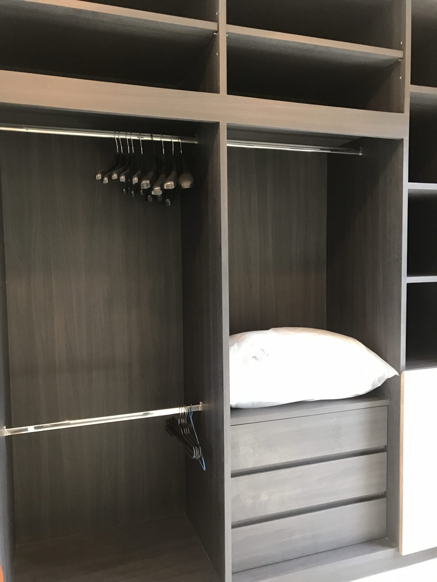 ปล่อยเช่า! Life Asoke ในราคาเพียง 21,000บาท/เดือน 1 ห้องนอน 1 ห้องน้ำ 35ตรม. ใกล้ BTS อโศก เฟอร์นิเจอร์ครบพร้อมเข้าอยู่ (ราคาต่อรองได้)