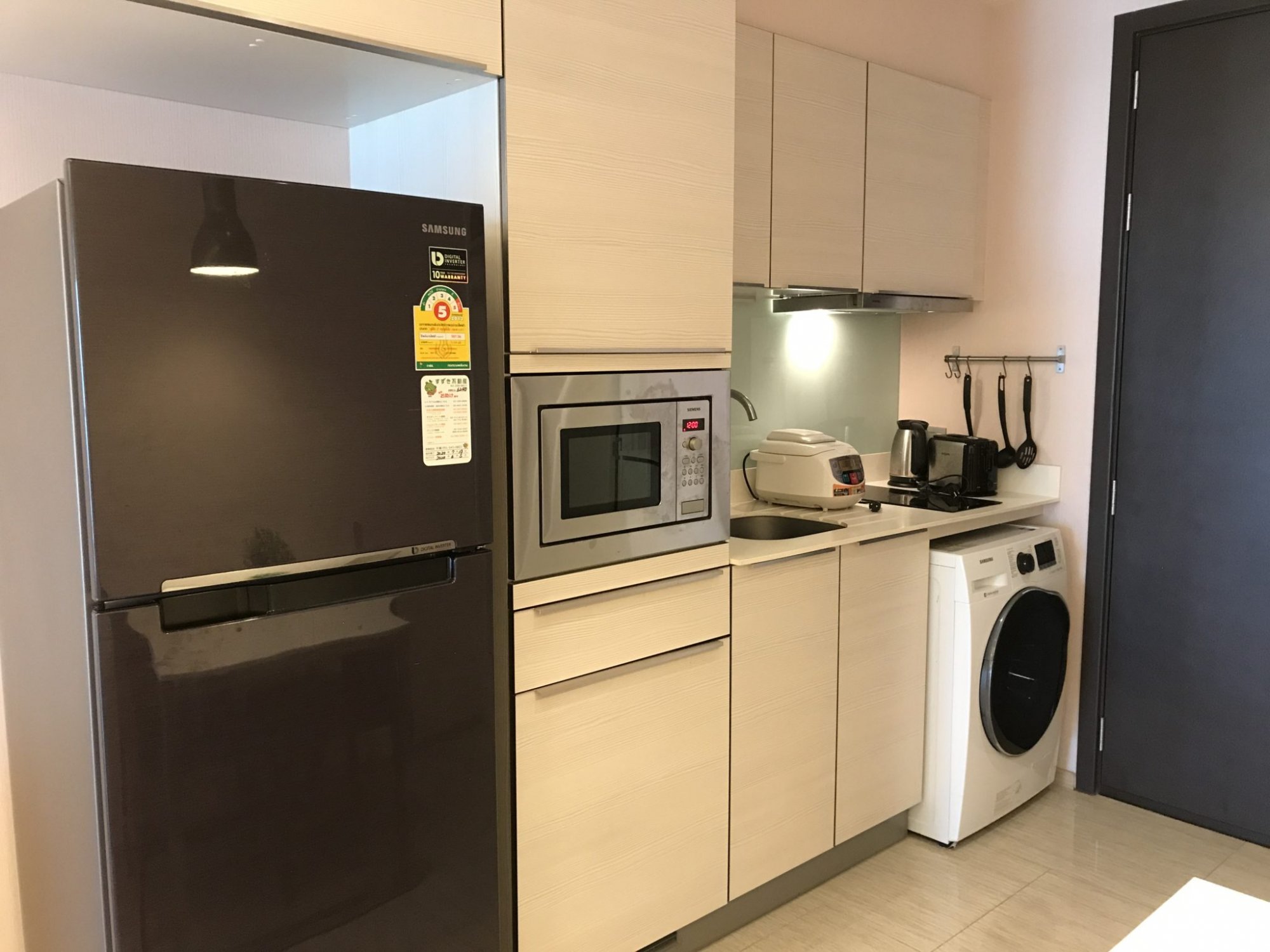 For rent at H Sukhumvit 43 1 Bedroom 1 Bathroom 28,000THB/Month Fully furnished
