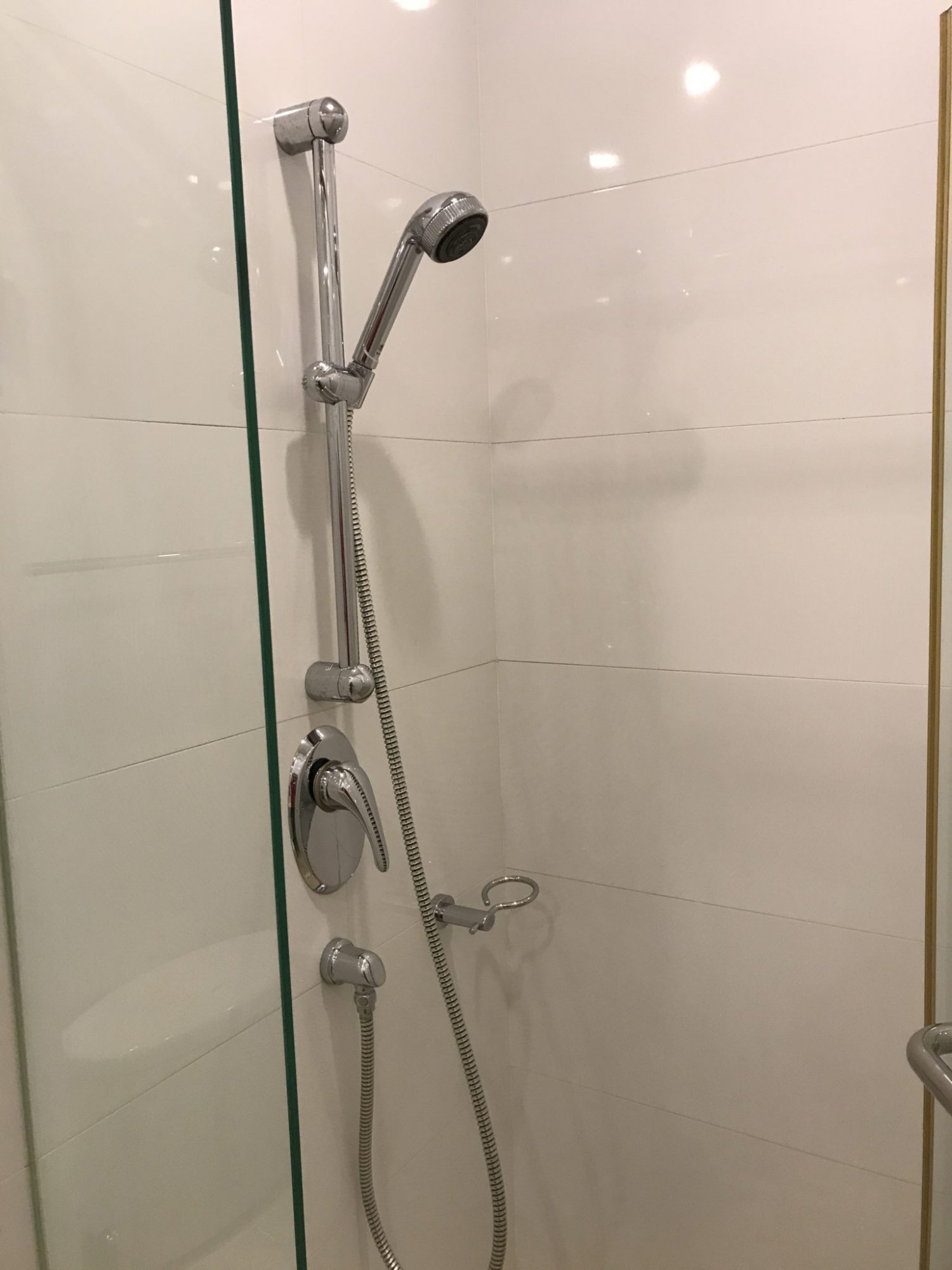 ปล่อยเช่า! Siri Residence ในราคาเพียง 90,000บาท/เดือน 3 ห้องนอน 4 ห้องน้ำ 164ตรม. ห้องใหญ่อยู่สบาย ใกล้ BTS พร้อมพงษ์ เฟอร์นิเจอร์ครบพร้อมเข้าอยู่