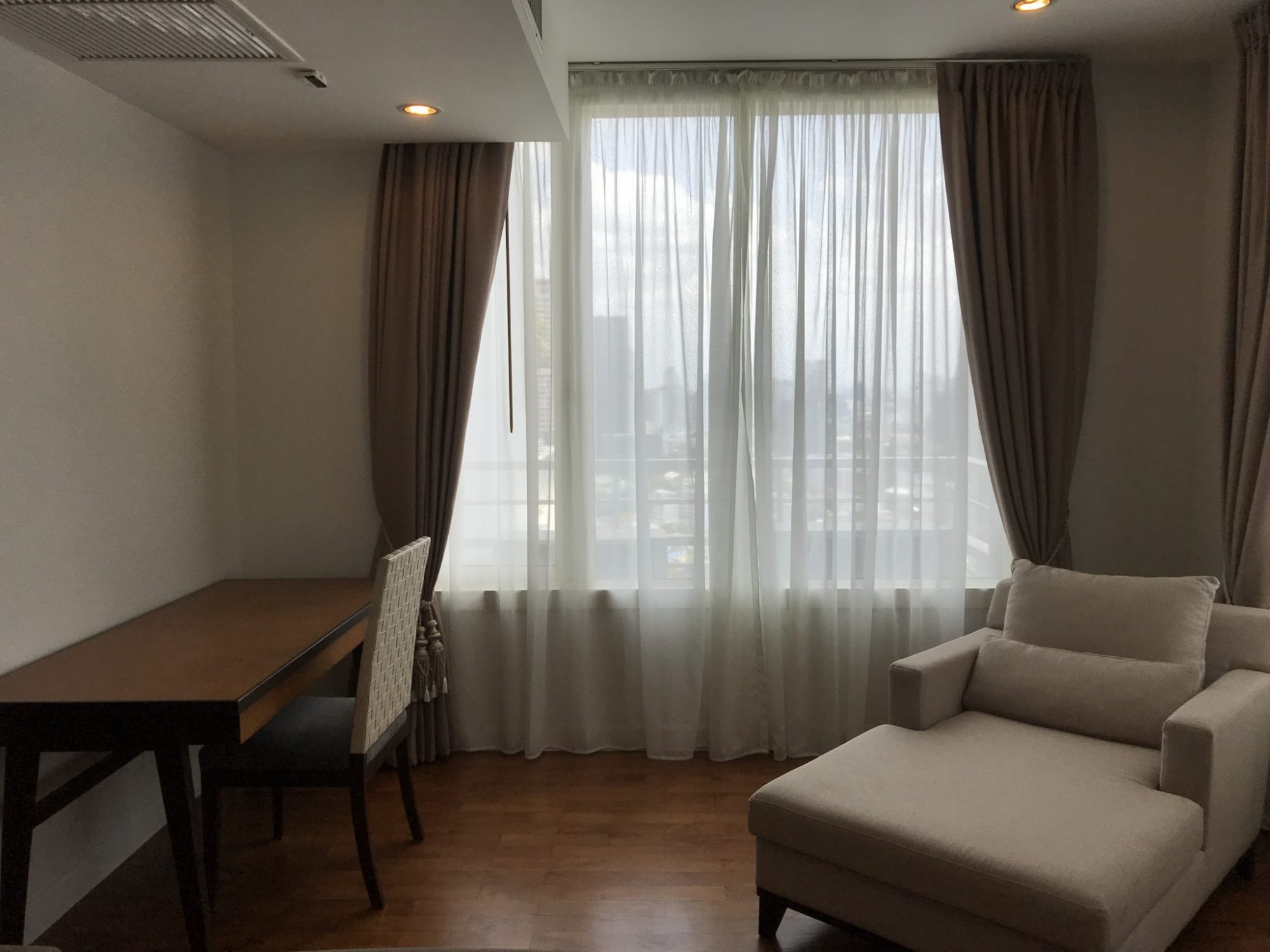 ปล่อยเช่า! Siri Residence ในราคาเพียง 90,000บาท/เดือน 3 ห้องนอน 4 ห้องน้ำ 164ตรม. ห้องใหญ่อยู่สบาย ใกล้ BTS พร้อมพงษ์ เฟอร์นิเจอร์ครบพร้อมเข้าอยู่