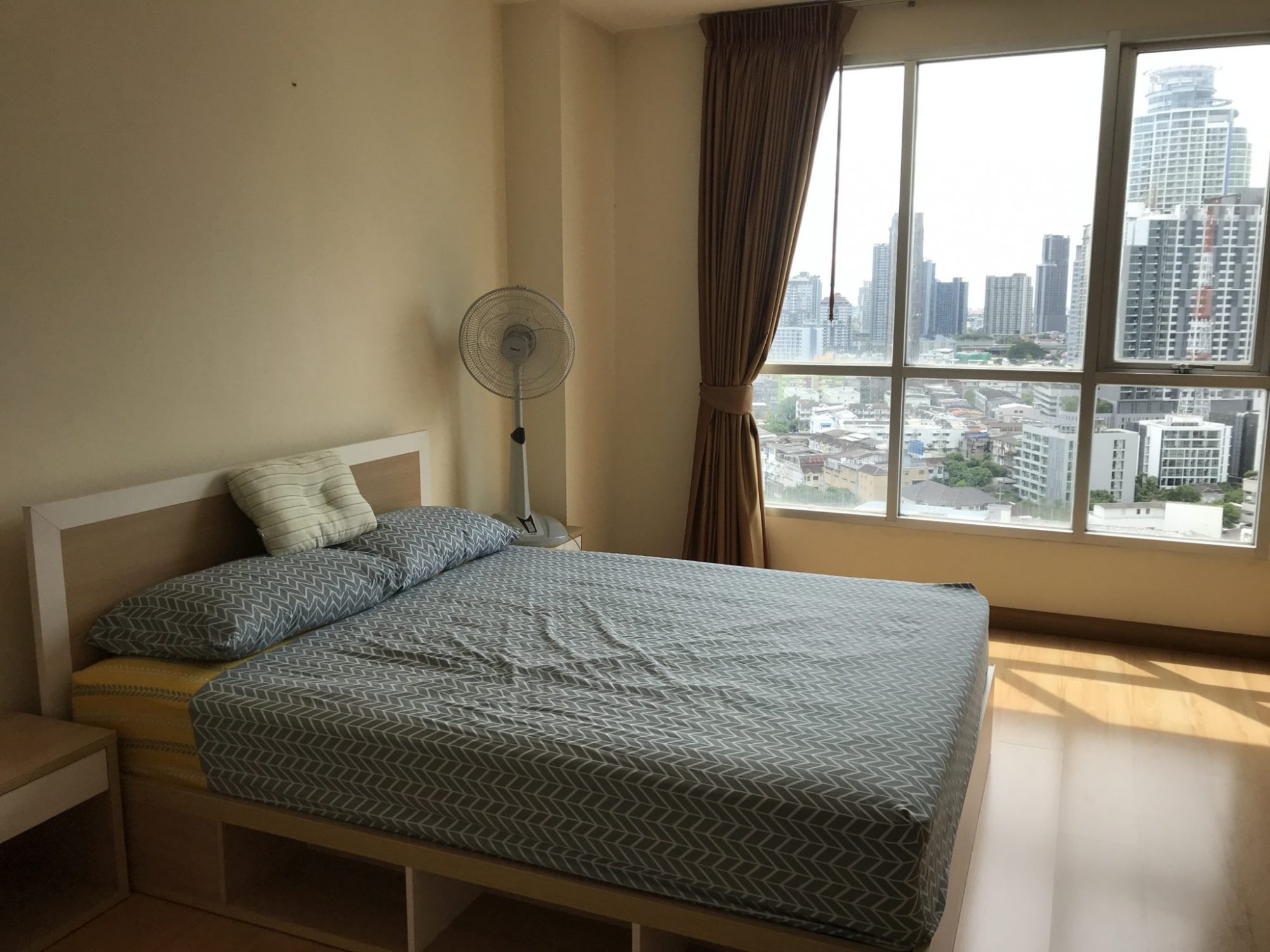 ปล่อยเช่า! Life @Sukhumvit 65 ในราคาเพียง 15,000บาท/เดือน 1 ห้องนอน 1 ห้องนอน 42ตรม. ใกล้ BTS พระโขนง เฟอร์นิเจอร์ครบพร้อมเข้าอยู่