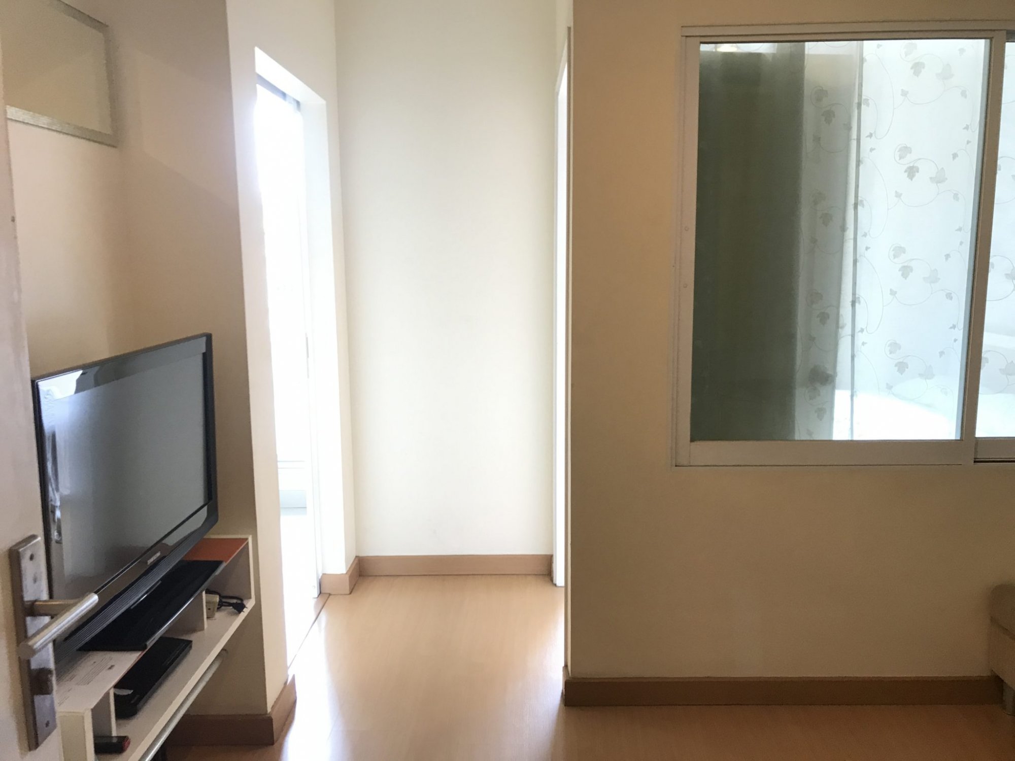 ปล่อยเช่า! Life @Sukhumvit 65 ในราคาเพียง 14,000บาท/เดือน 1 ห้องนอน 1 ห้องนอน 31ตรม. ใกล้ BTS พระโขนง เฟอร์นิเจอร์ครบพร้อมเข้าอยู่