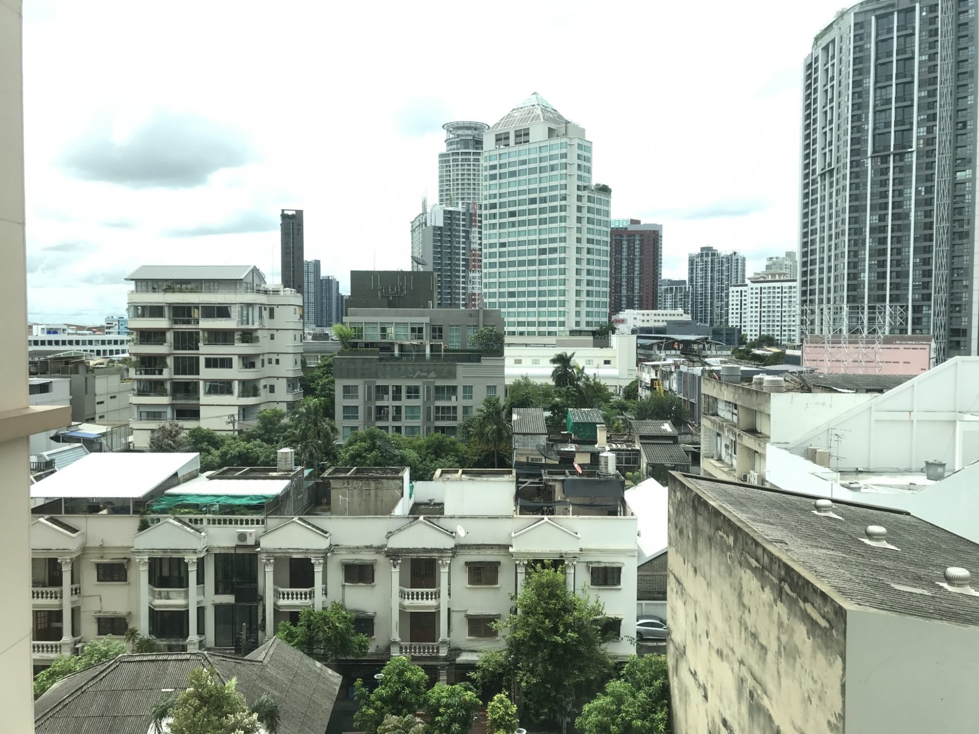 ปล่อยเช่า! Life @Sukhumvit 65 ในราคาเพียง 14,000บาท/เดือน 1 ห้องนอน 1 ห้องนอน 31ตรม. ใกล้ BTS พระโขนง เฟอร์นิเจอร์ครบพร้อมเข้าอยู่
