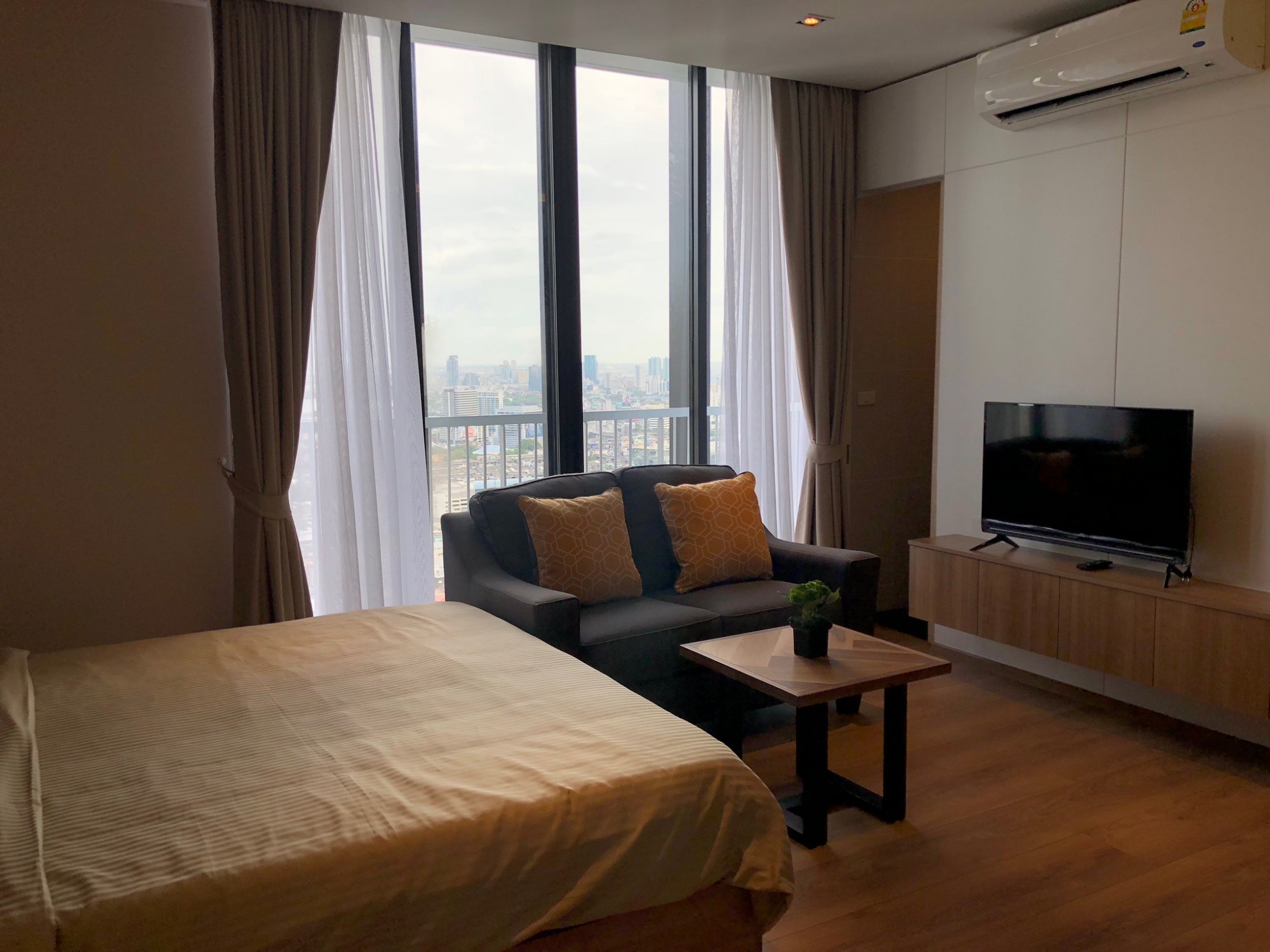 ปล่อยเช่า! PARK 24 ในราคาเพียง 25,000บาท/เดือน 1 ห้องนอน 1 ห้องน้ำ 35ตรม. ใกล้ BTS พร้อมพงษ์ เฟอร์นิเจอร์ครบพร้อมเข้าอยู่