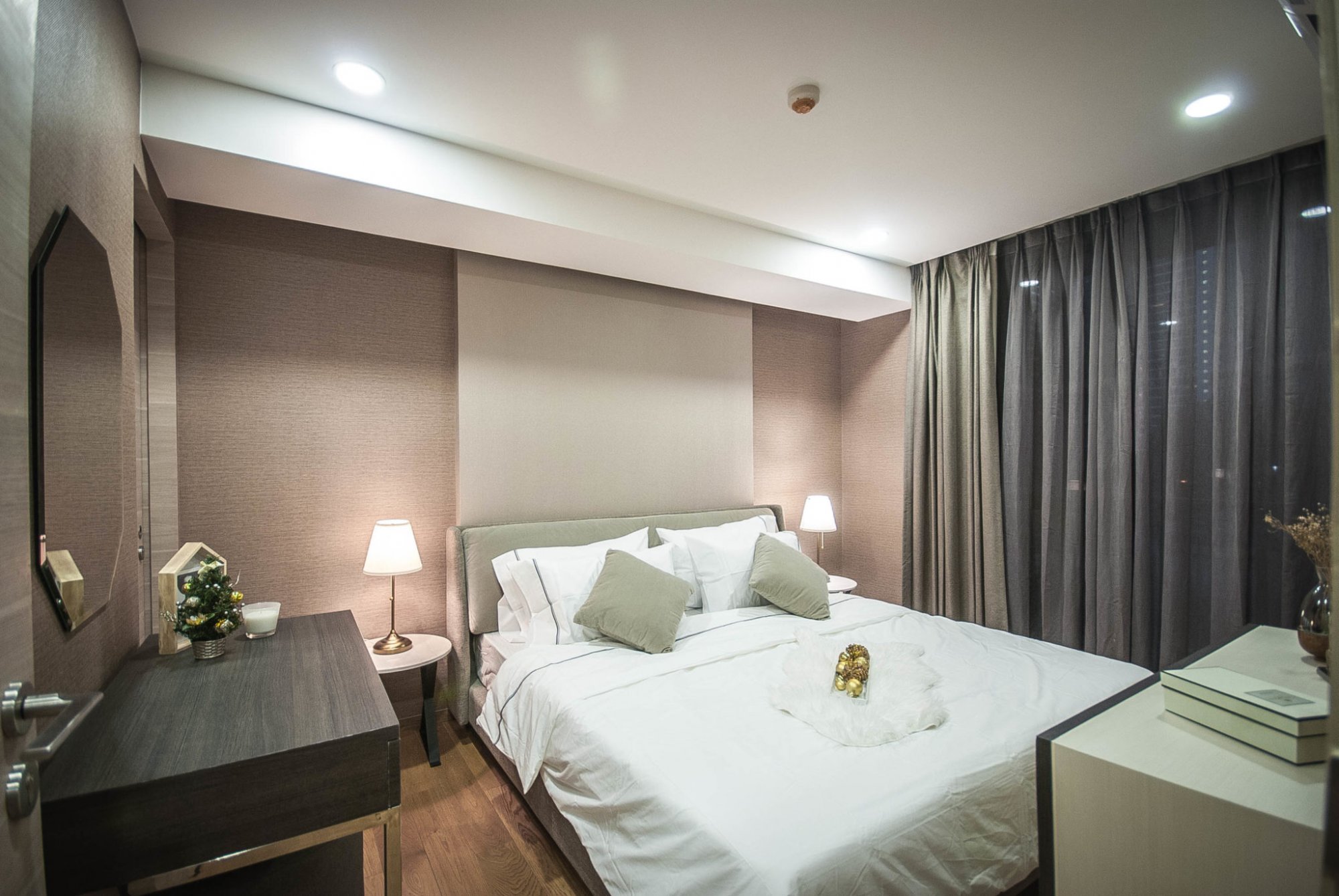 ปล่อยเช่า! Klass Langsuan ในราคาเพียง 35,000บาท/เดือน 1 ห้องนอน 1 ห้องน้ำ 48ตรม. ใกล้ BTS ชิดลม เฟอร์นิเจอร์ครบพร้อมเข้าอยู่ PROP000746