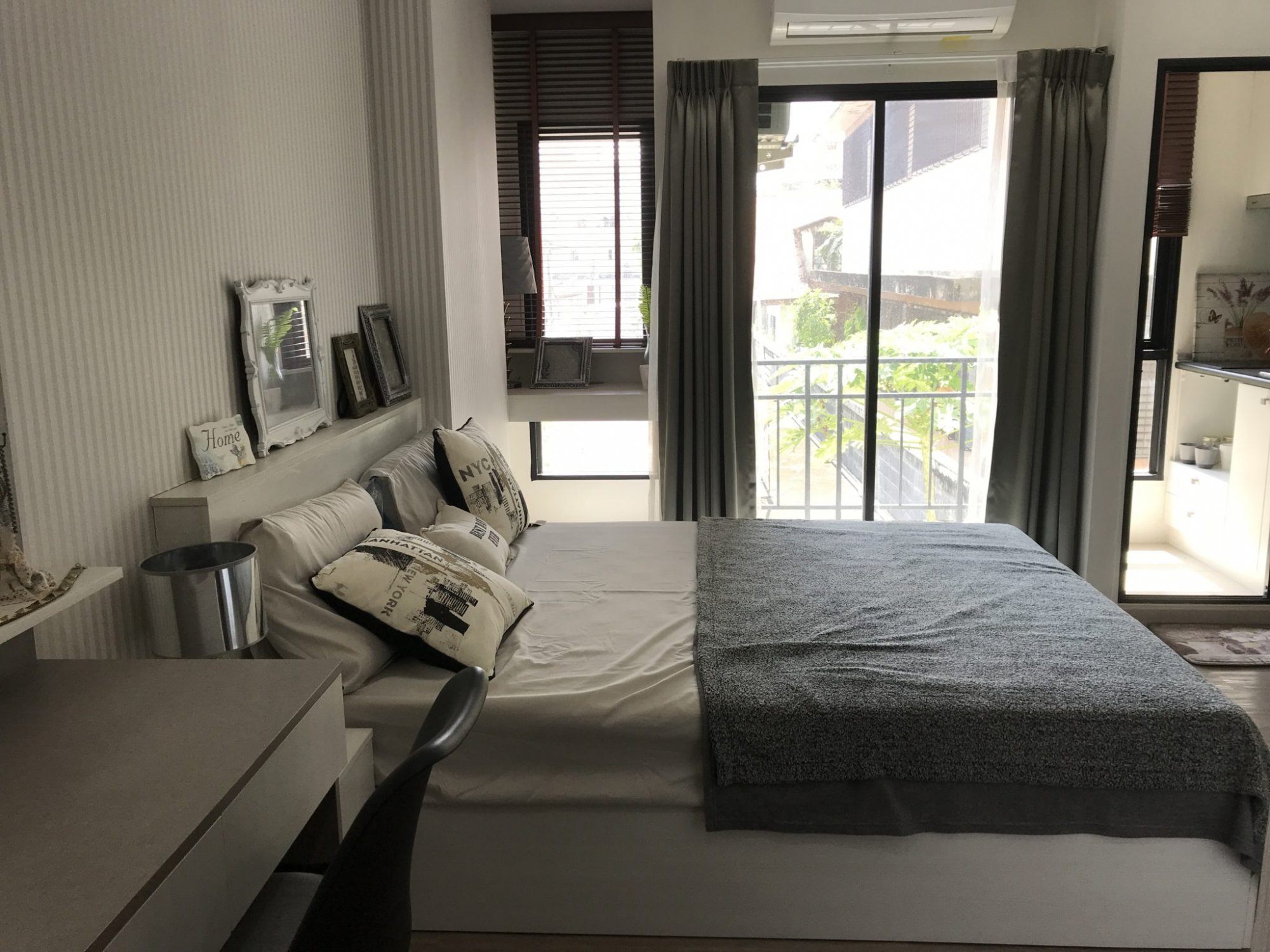 !!!Wholesale Condo @ University of the Thai Chamber of Commerce, 1 bedroom, 1 bathroom, size 21.5-28 sq m, price 2.29-3.1 million baht !!! Special promotion, book within August, get 2 baht of gold.