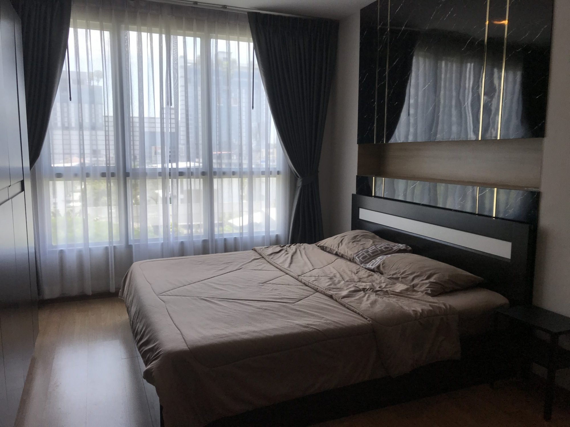 ขายด่วน! Life@ Ratchada (ไลฟ์ แอท รัชดา) พร้อมให้คุณเป็นเจ้าของเพียง 2.95ล้านบาท50/50 สตูดิโอ ขนาด 35ตรม. ใกล้ MRT รัชดาภิเษก เฟอร์นิเจอร์ครบพร้อมเข้าอยู่