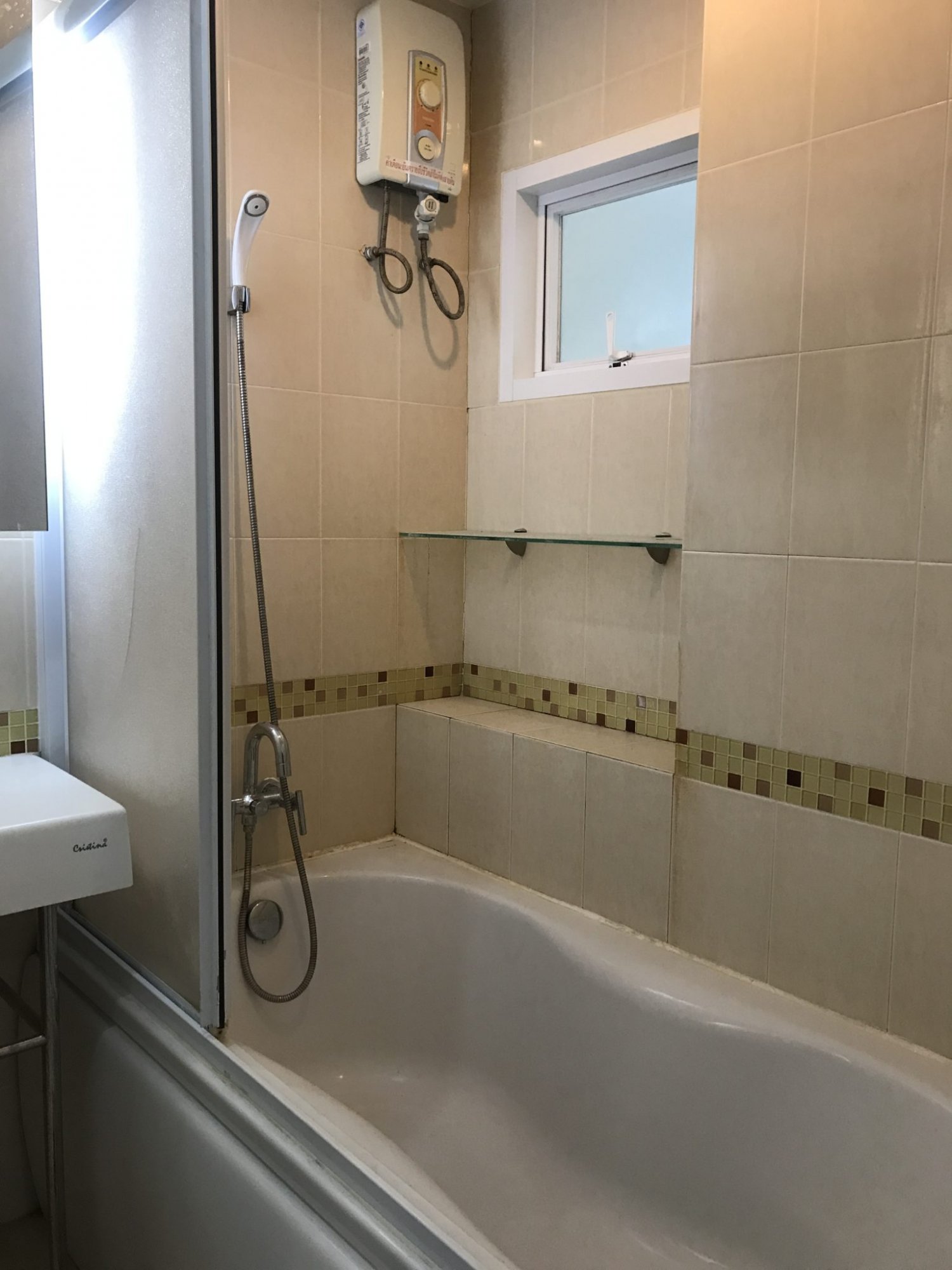 ขายด่วน! Life@ Ratchada (ไลฟ์ แอท รัชดา) พร้อมให้คุณเป็นเจ้าของเพียง 2.95ล้านบาท50/50 สตูดิโอ ขนาด 35ตรม. ใกล้ MRT รัชดาภิเษก เฟอร์นิเจอร์ครบพร้อมเข้าอยู่