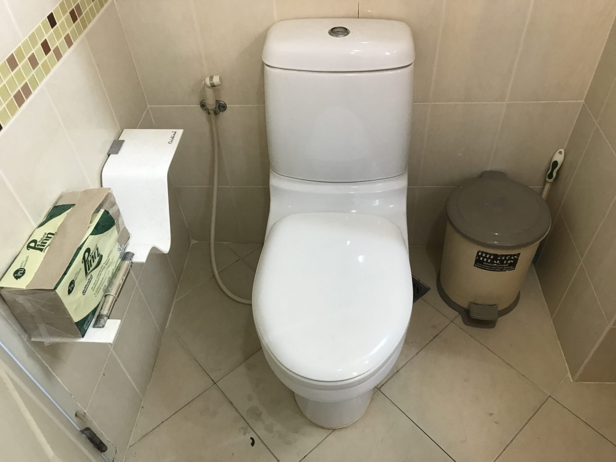 ขายด่วน! Life@ Ratchada (ไลฟ์ แอท รัชดา) พร้อมให้คุณเป็นเจ้าของเพียง 2.95ล้านบาท50/50 สตูดิโอ ขนาด 35ตรม. ใกล้ MRT รัชดาภิเษก เฟอร์นิเจอร์ครบพร้อมเข้าอยู่