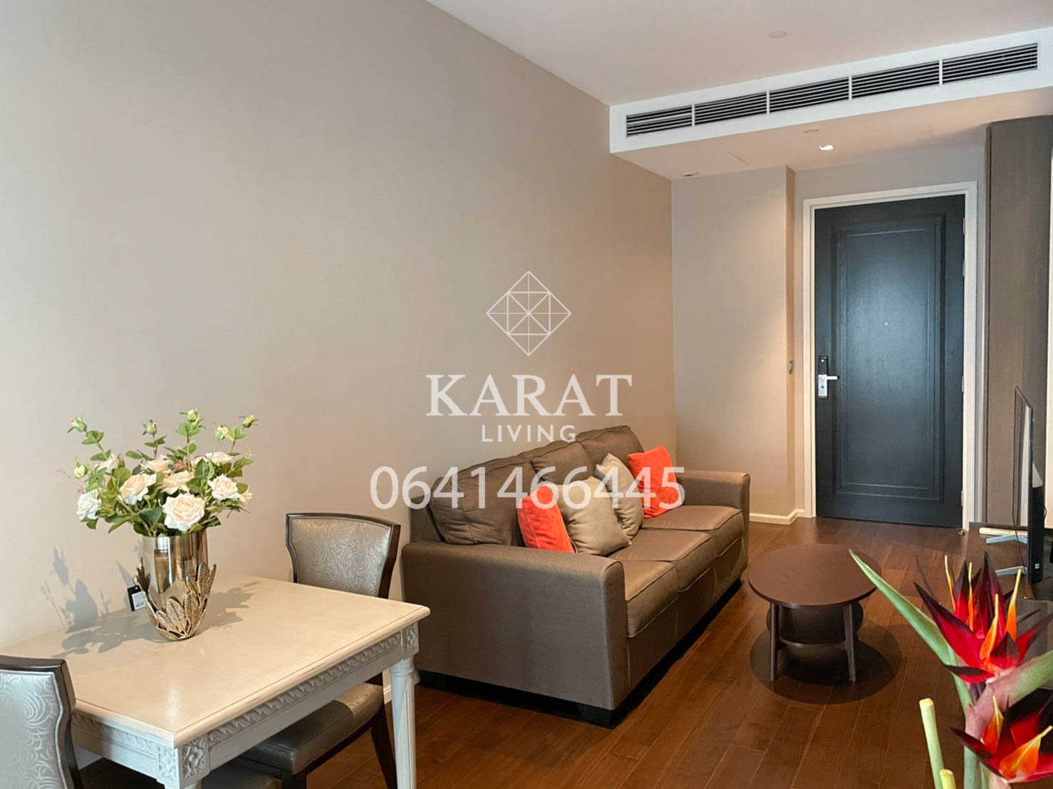 ให้เช่า ดิโพลแมท 39 ถูกที่สุดในโครงการ 54 ตร.ม 45,000 ชั้น 23 คุณบี 064-146-6445 (R5626)