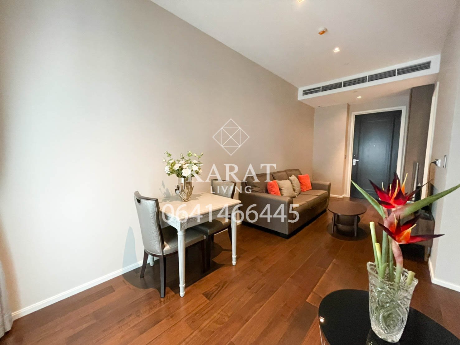 ให้เช่า ดิโพลแมท 39 ถูกที่สุดในโครงการ 54 ตร.ม 45,000 ชั้น 23 คุณบี 064-146-6445 (R5626)