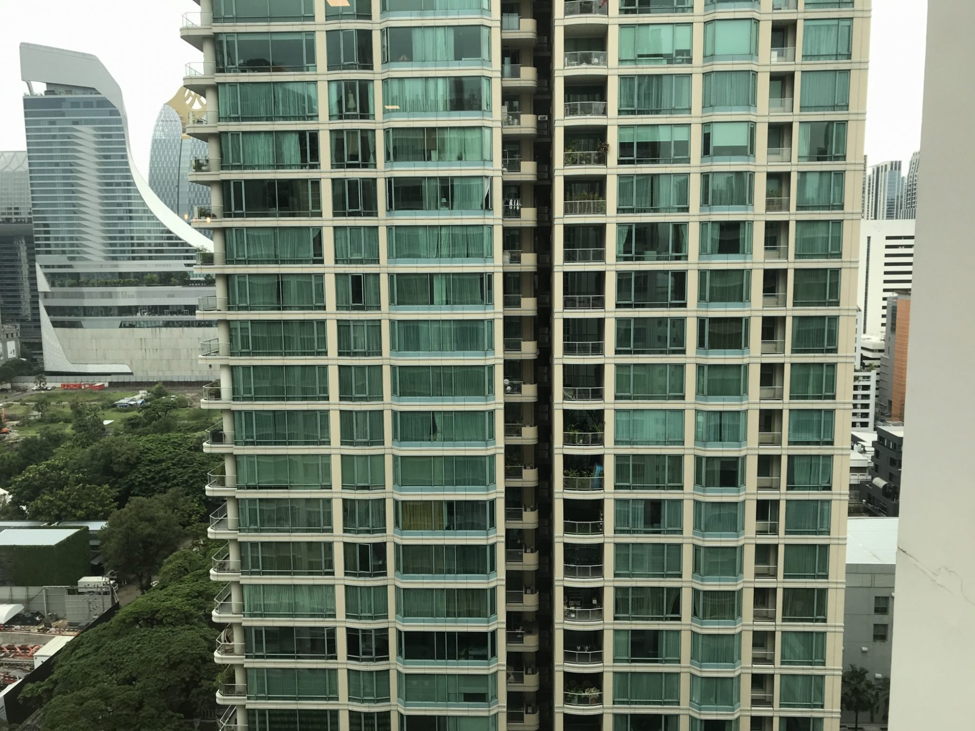 ปล่อยเช่า! The Address Chidlom เพียง 32,000บาท/เดือน สตูดิโอ ขนาด 42ตรม. ใกล้ BTS เพลินจิต เฟอร์นิเจอร์ครบพร้อมเข้าอยู่